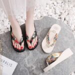 Confort And Colorfull Sandals - Image 2