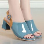 These sandals combine comfort with style - Image 5