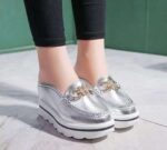 Casual Slip-On Shoes for Quick Outings - Image 2